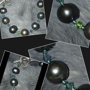 18mm tahitian pearl bracelet with green swarvoski crystals